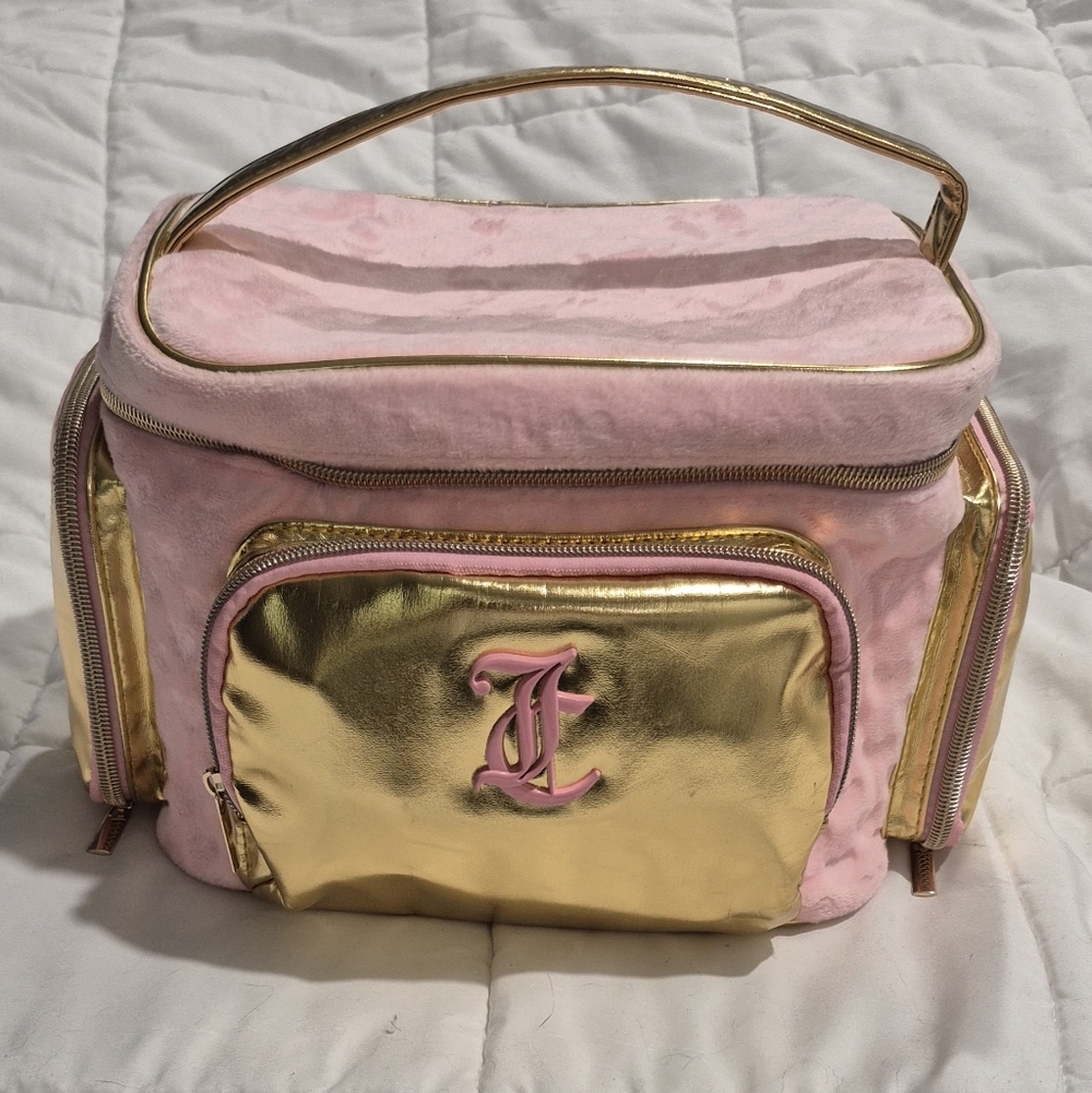 Juicy  Couture